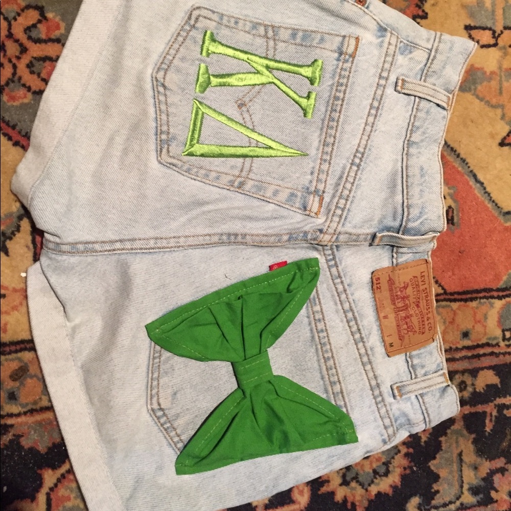 KAPPA DELTA HIGHWAISTED VINTAGE LEVI SHORTS
